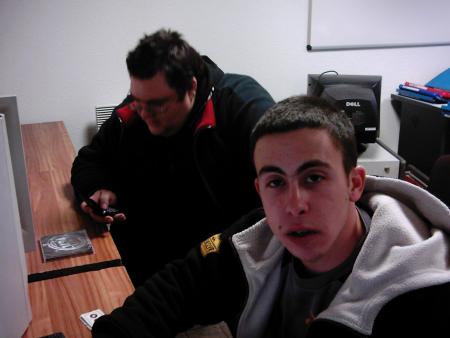 Seb apres une nuit de parties d'Halo 2