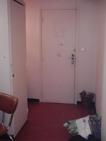 La porte de ma chambre vu de l'intérieur.....