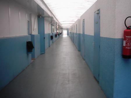 Le couloir du pôle auto (entrer principale)